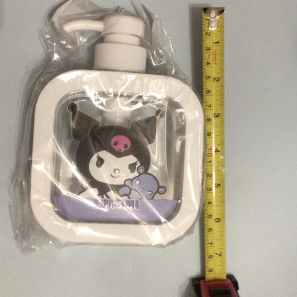 Kids Bath Soap Dispenser - Black and White